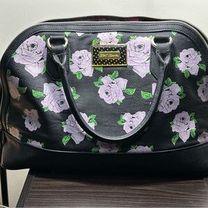 Betsy Johnson bag with removable crossbody shoulder strap great condition.